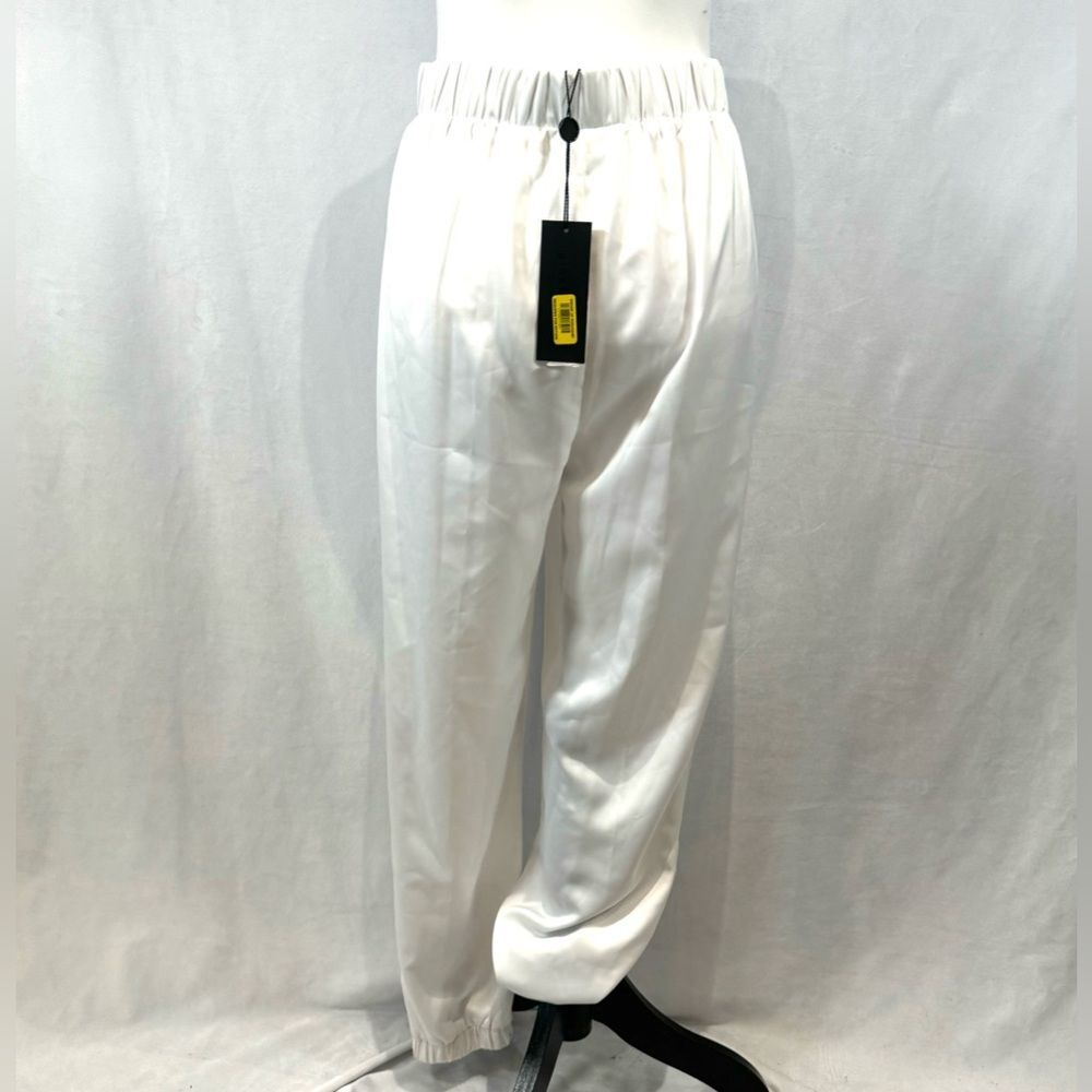 Gianni Bini white satin star struck joggers size small NWT - Picture 4 of 6